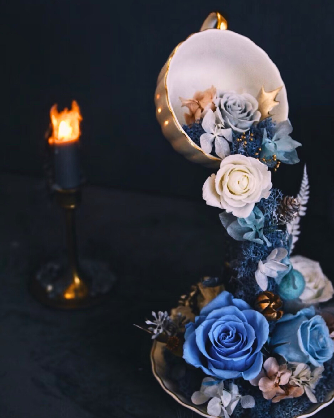 Preserved vs. Artificial Flowers: Why Natural Wins for Biophilic Wellness